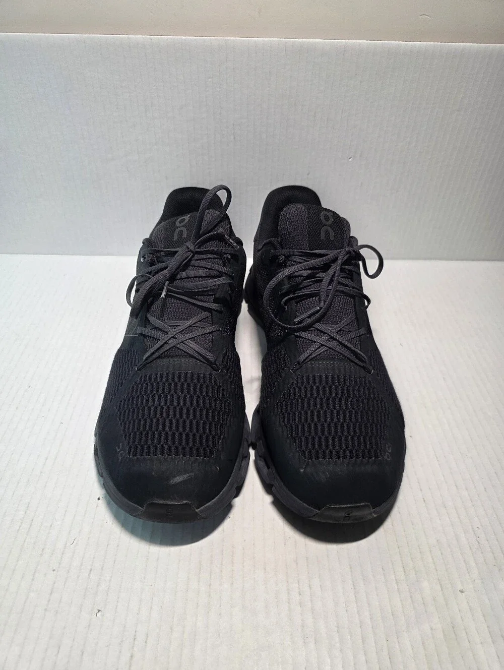 On Mens Swiss Engineering Cloudflyer Running Shoes Sneakers Black Size US 12